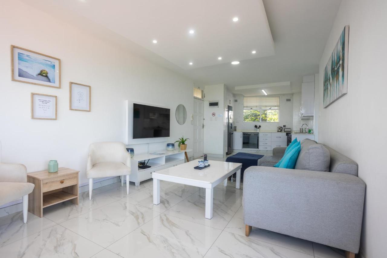 24 Sea Lodge - Sea Viewing Apartment Durban Exterior foto
